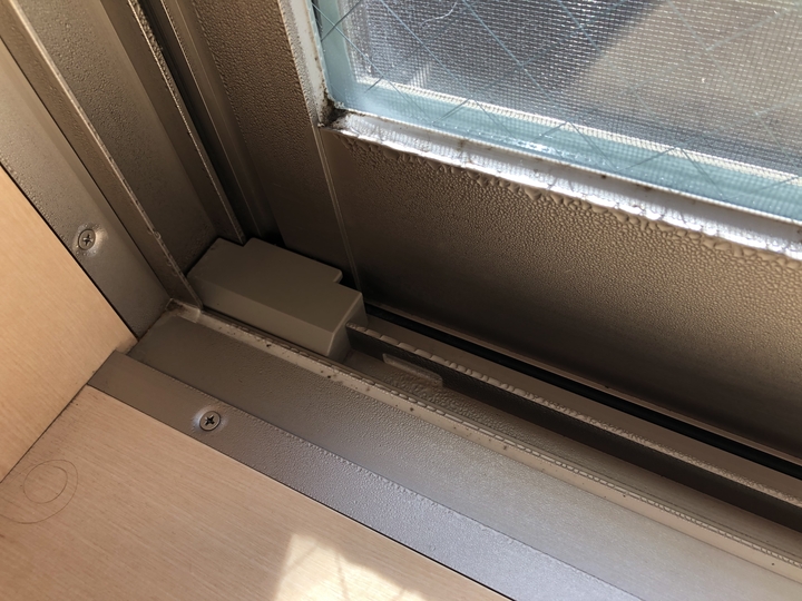 郡山市マンションリフォーム事例でリクシルの内窓インプラスを設置